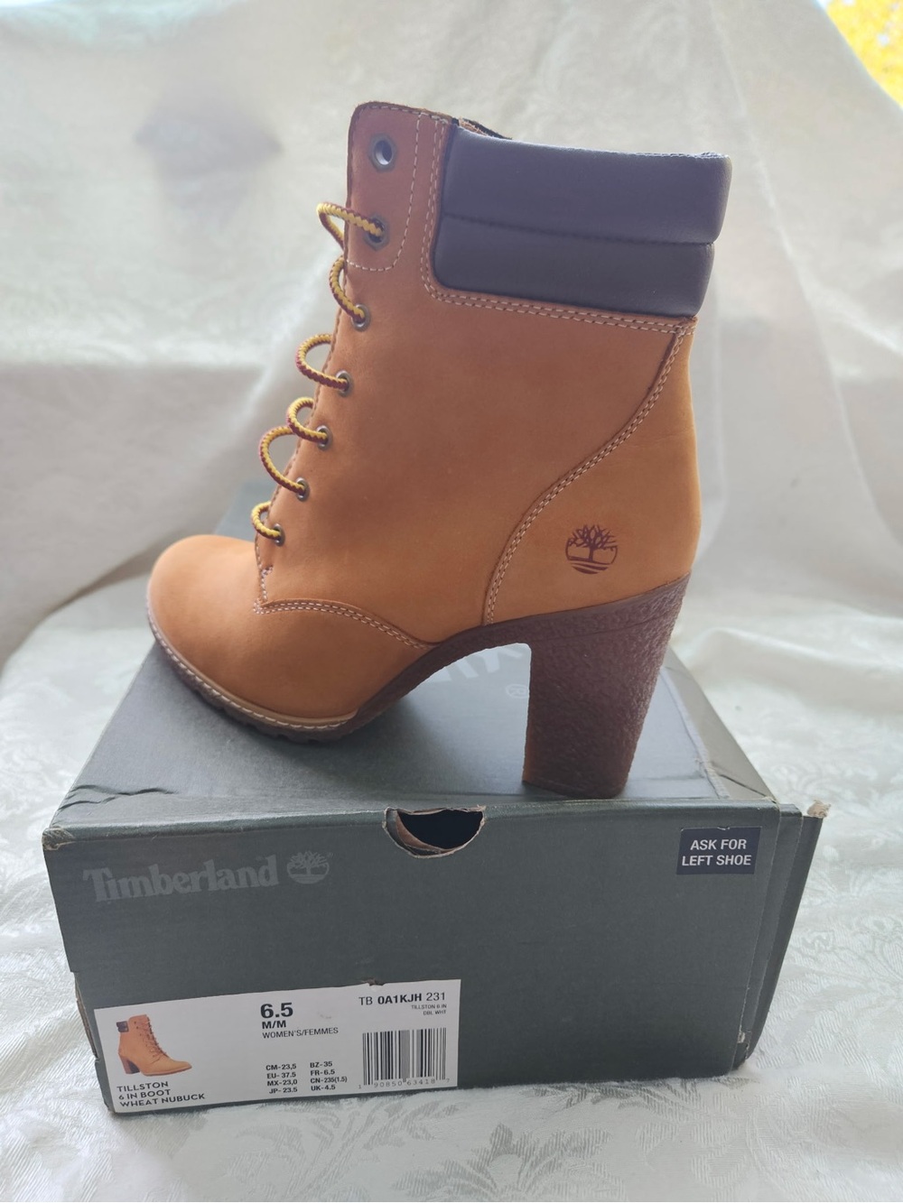 Timberland Wheat Leather Lace-Up High-Heel Ankle Boot